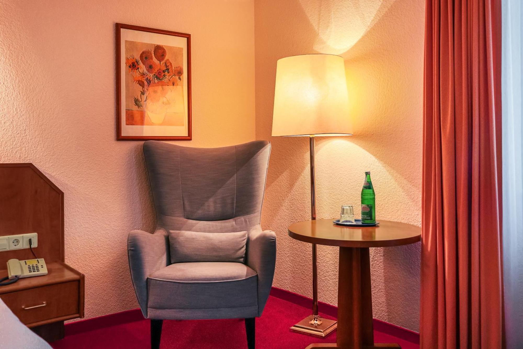 Hotel Muenkel Ганновер Экстерьер фото