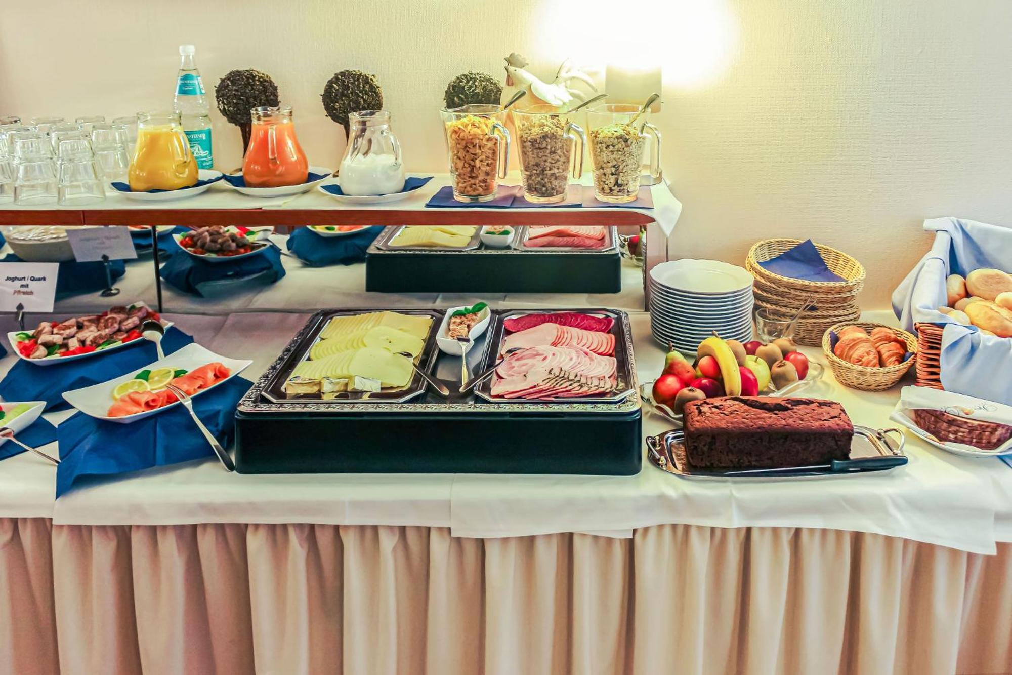 Hotel Muenkel Ганновер Экстерьер фото